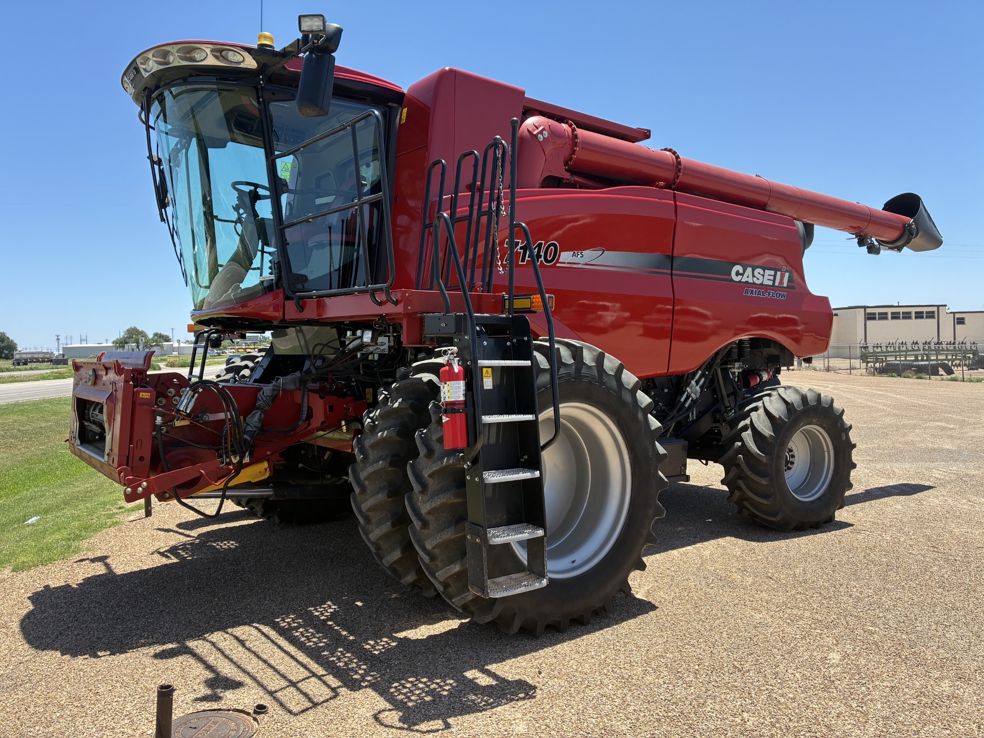 Case IH 7140 Combine